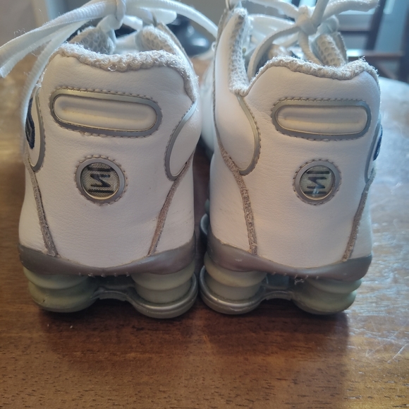 Vintage Nike Shox Sneakers Youth Size 4.5 (Women's 6) Rare Find 👟 - Picture 3 of 7